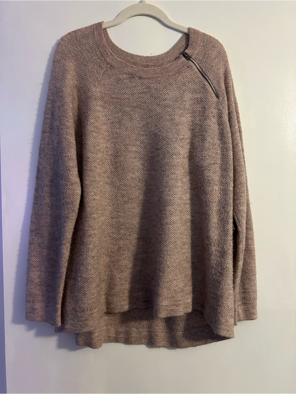 XL Abercrombie & Fitch Crewneck Sweater with Shoulder Zip - Pink
